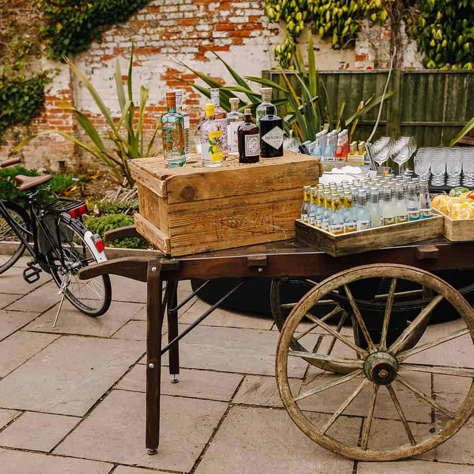 Hire Your Day - Vintage Gin bar